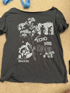 Echo Women’s Short Sleeve Graphic Tee in Black with White Print